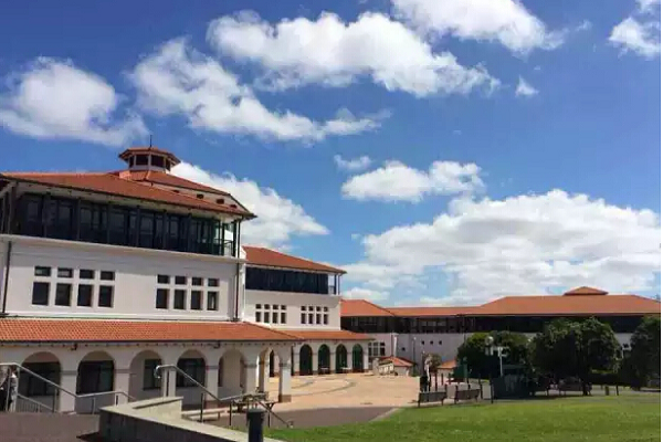 昆士兰大学应用语言学考试辅导哪家好? 昆士兰大学应用语言学考试辅导哪家好?